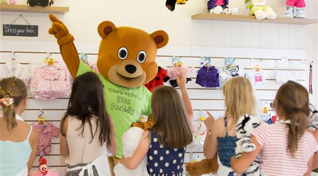 The Wonderful Bear Emporium Picture 2