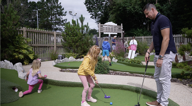 Woodland Adventure Golf Picture 3